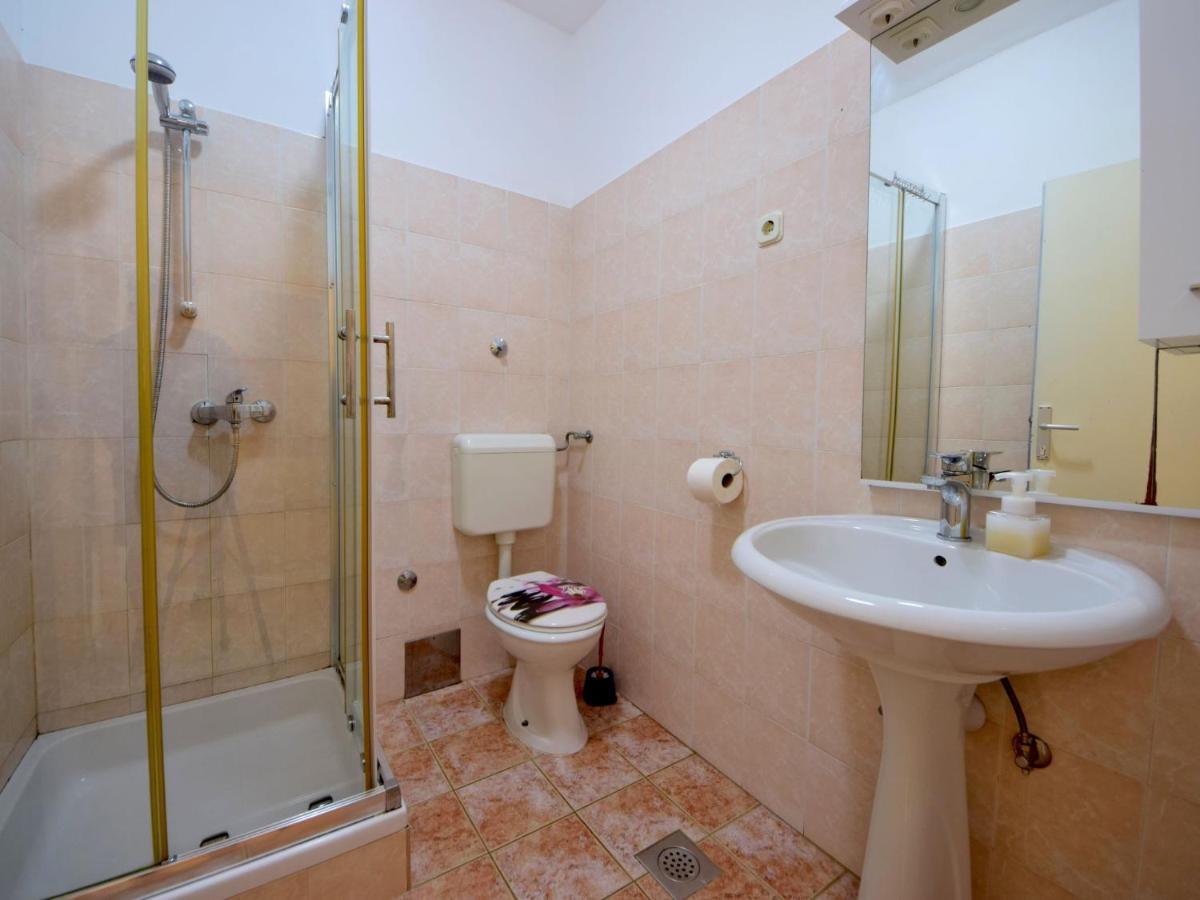 Apartment Katarina 2 - Sib155-1 By Interhome Brodarica  Extérieur photo